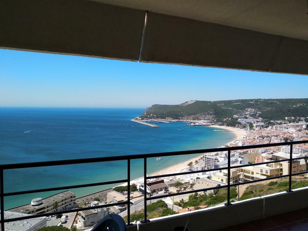 Edificio Panoramico - Falesia De Sesimbra Bagian luar foto